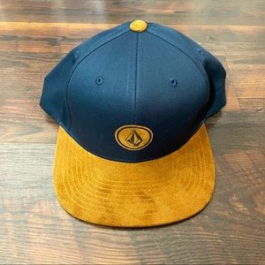 BRAND NEW Volcom SnapBack Hat Brown Navy Blue